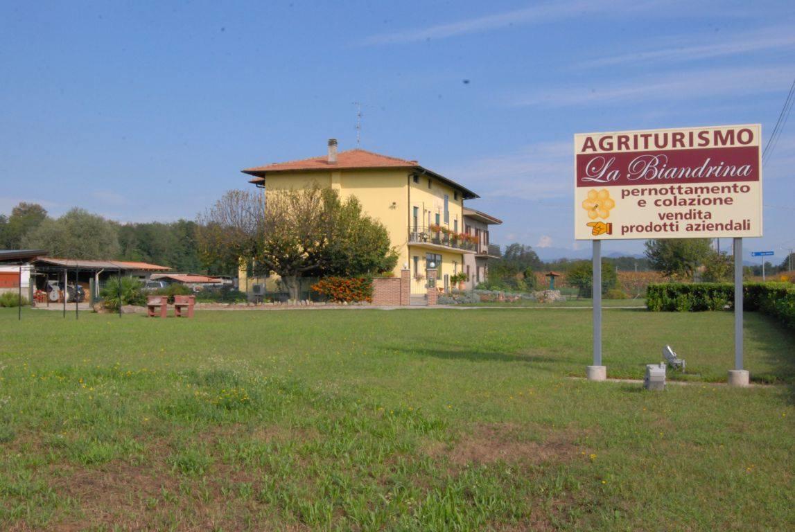 Agriturismo La Biandrina Carpignano Sesia Kültér fotó